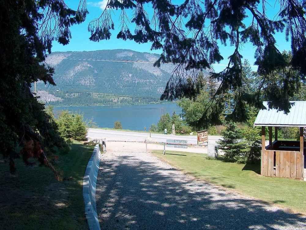 Viewpoint Rv & Cottages Salmon Arm Extérieur photo